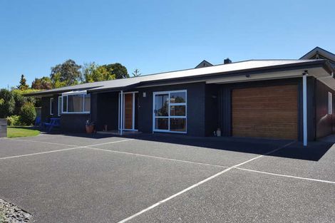 Photo of property in 164 Lake Terrace, Hilltop, Taupo, 3330