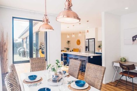 Photo of property in 31 Kotiate Street, Papamoa Beach, Papamoa, 3118