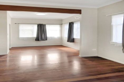 Photo of property in 10 Kimpton Road, Papatoetoe, Auckland, 2025