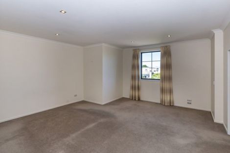 Photo of property in 38 Country Club Terrace, Northwood, Christchurch, 8051