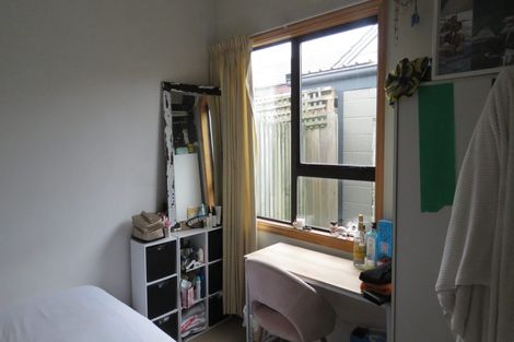 Photo of property in 12 Montana Avenue, Ilam, Christchurch, 8041