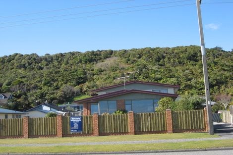 Photo of property in 147 Main South Road, Karoro, Greymouth, 7805
