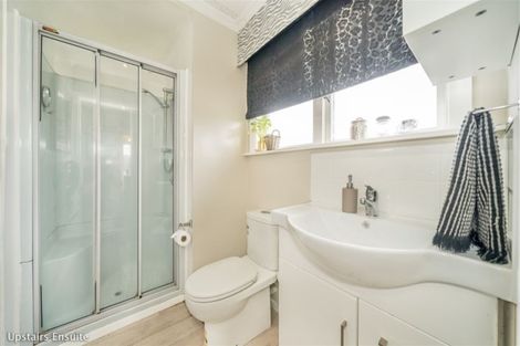 Photo of property in 10 Whitley Avenue, Ebdentown, Upper Hutt, 5018