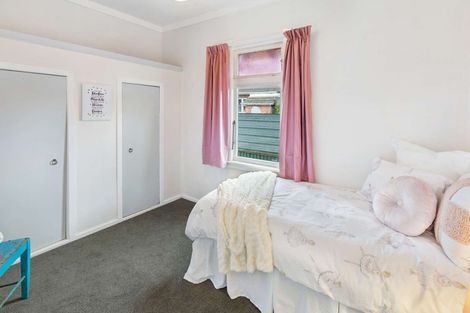 Photo of property in 24 Tay Street, Whanganui, 4500