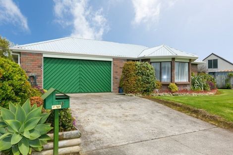 Photo of property in 6 Dillon Drive, Bell Block, New Plymouth, 4312