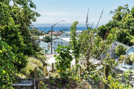 Photo of property in 124a Shakespeare Road, Bluff Hill, Napier, 4110