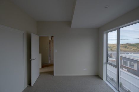 Photo of property in 5a Gill Avenue, Te Atatu Peninsula, Auckland, 0610