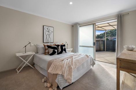 Photo of property in 8 Bathurst Crescent, Pyes Pa, Tauranga, 3112