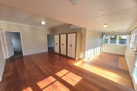 Photo of property in 40 Evans Road, Weymouth, Auckland, 2103