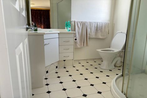 Photo of property in 3/102 Beach Road, Awamoa, Oamaru, 9495