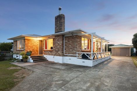 Photo of property in 155 Queen Street, Pukekohe, 2120