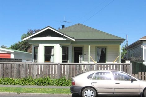 Photo of property in 402 Aberdeen Road, Gisborne, 4010