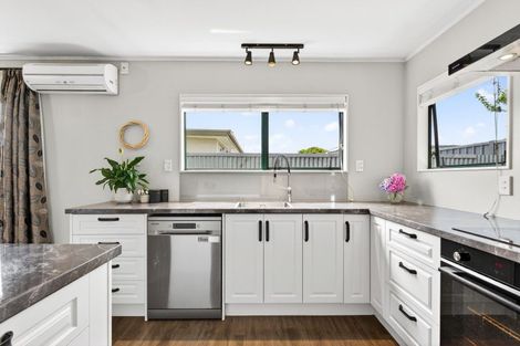 Photo of property in 804 Lyell Street, Akina, Hastings, 4122