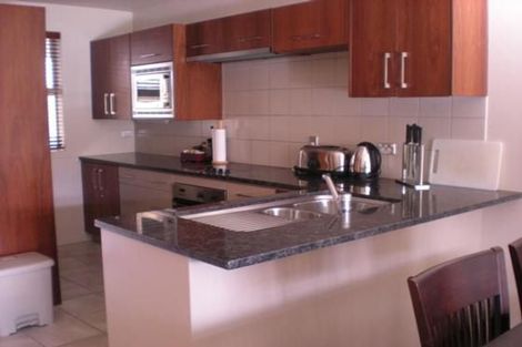 Photo of property in Bridgewater Apartments, 310/7 Te Rangi Cross Road, Paihia, 0200