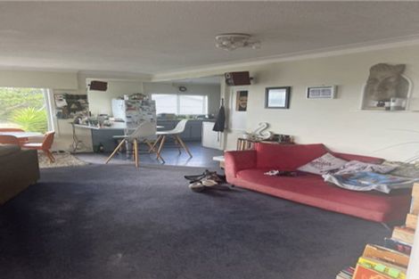 Photo of property in 878 Whangaparaoa Road, Manly, Whangaparaoa, 0930