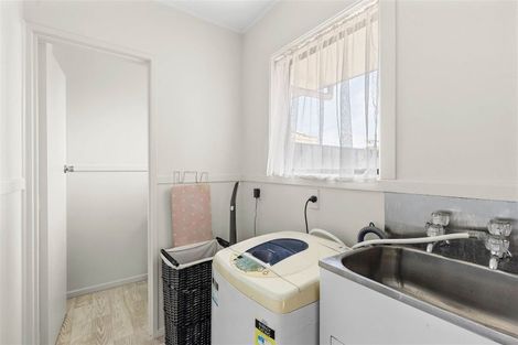 Photo of property in 1/320 Memorial Avenue, Burnside, Christchurch, 8053