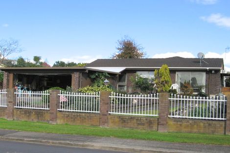 Photo of property in 12 Ultima Place, Clover Park, Auckland, 2019