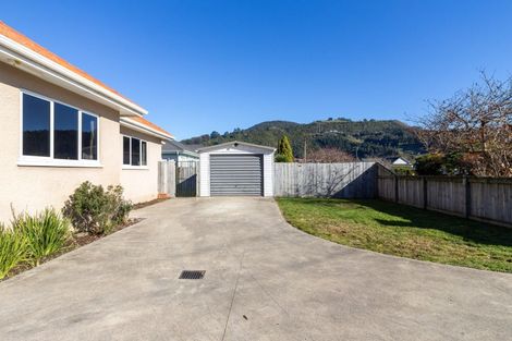 Photo of property in 11 Cochrane Street, Fairy Springs, Rotorua, 3015