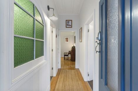 Photo of property in 24 Buchanan Street, Kingsland, Auckland, 1021