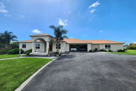 Photo of property in 1095 Queen Street East, Levin, 5571