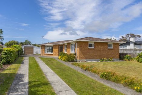 Photo of property in 41 Toru Road, Paraparaumu Beach, Paraparaumu, 5032