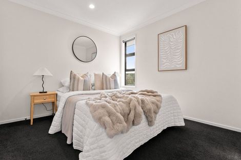 Photo of property in 39 Ballintoy Park Drive, Welcome Bay, Tauranga, 3175