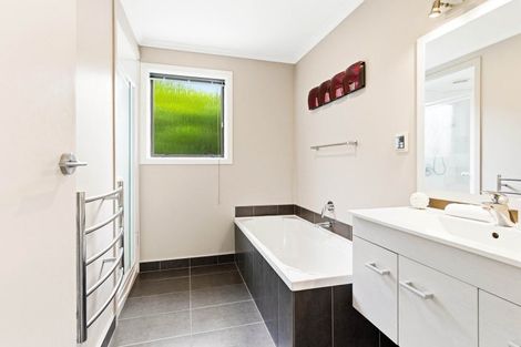 Photo of property in 43b Aberdeen Road, Saint Clair, Dunedin, 9012