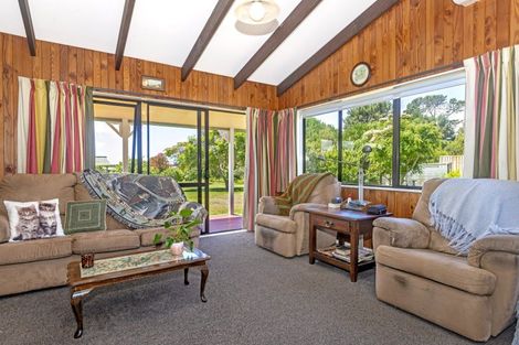 Photo of property in 95 Ymca Road, Mahia, 4198