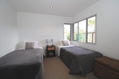 Photo of property in 117 Pacific Parade, Matarangi, Whitianga, 3592