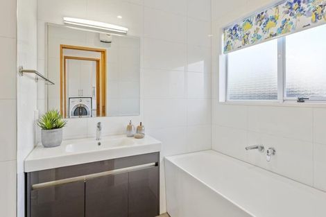 Photo of property in 16 Herbs Place, Cashmere, Christchurch, 8022