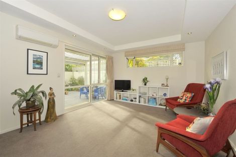 Photo of property in 23d Grassmere Street, Papanui, Christchurch, 8052
