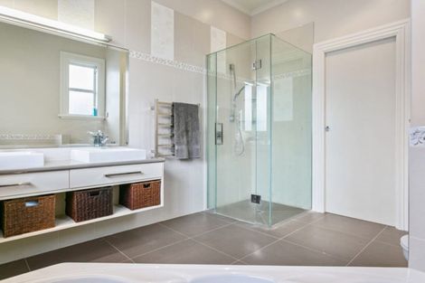 Photo of property in 86 Princes Street, Cambridge, 3434