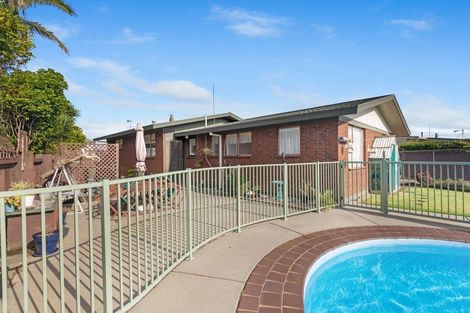 Photo of property in 108 Riverside Drive, Whakatane, 3120