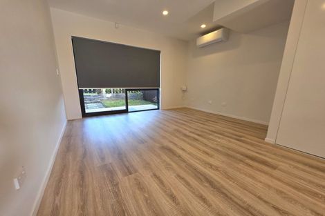 Photo of property in 4/2a Mantra Road, Massey, Auckland, 0614