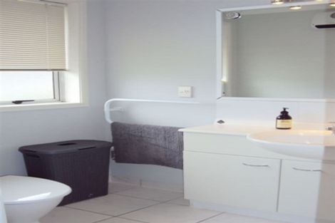 Photo of property in 31 Putake Drive, Parklands, Christchurch, 8083