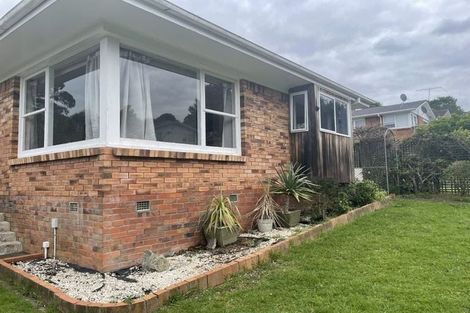 Photo of property in 1/13 Sovereign Place, Glenfield, Auckland, 0629
