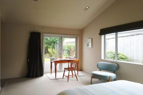 Photo of property in 6 Pempsey Street, Silverstream, Upper Hutt, 5019