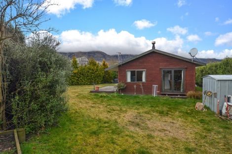 Photo of property in 16 Kawarau Place, Frankton, Queenstown, 9300