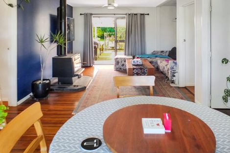 Photo of property in 32 Russell Street, Foxton, 4814