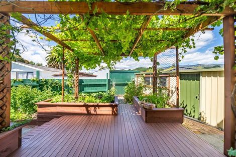 Photo of property in 14 Riversdale Road, Clouston Park, Upper Hutt, 5018