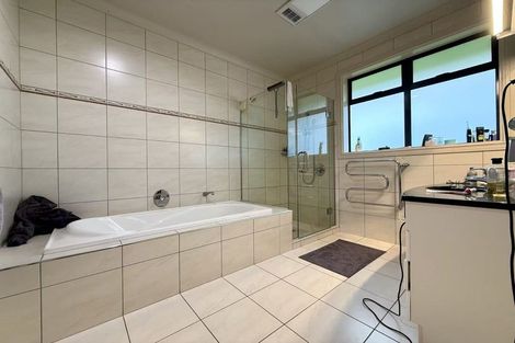 Photo of property in 3 Terry Smyth Drive, Kumeu, 0892