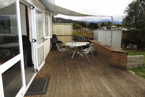 Photo of property in 10 Conlon Street, Reefton, 7830