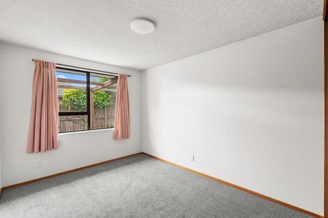 Photo of property in 1/267 Sawyers Arms Road, Bishopdale, Christchurch, 8053