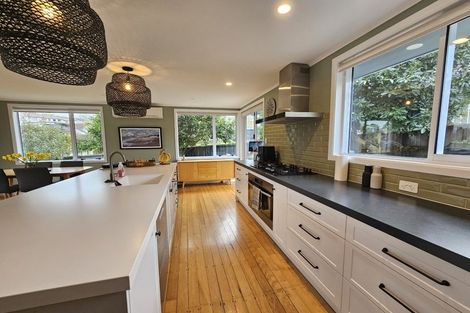 Photo of property in 18 Emily Place, Bellevue, Tauranga, 3110