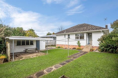 Photo of property in 46 Fairclough Road, Beach Haven, Auckland, 0626