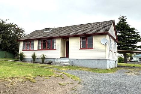 Photo of property in 14 Market Street, Kaitangata, 9210