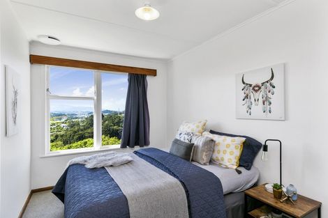 Photo of property in 19 Zetland Street, Highbury, Wellington, 6012