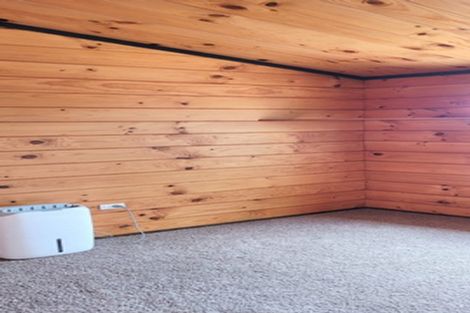 Photo of property in 8 Pararewa Drive, Whalers Gate, New Plymouth, 4310