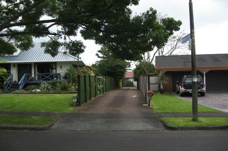 Photo of property in 14 Emory Drive, Conifer Grove, Takanini, 2112