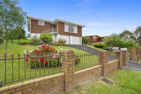 Photo of property in 30 Hartley Terrace, Massey, Auckland, 0614